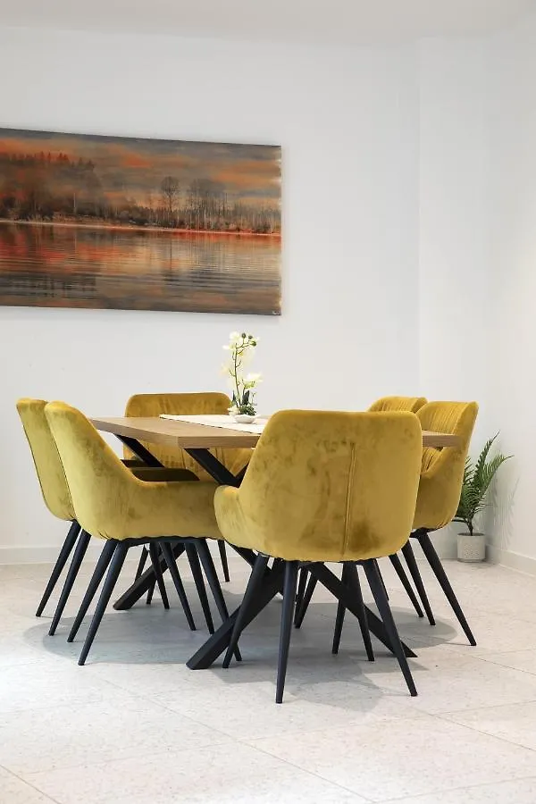 Rooms In Shared Luxury Flat London
