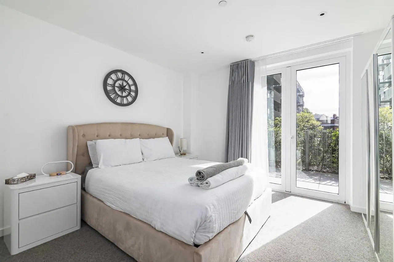 Rooms In Shared Luxury Flat London United Kingdom