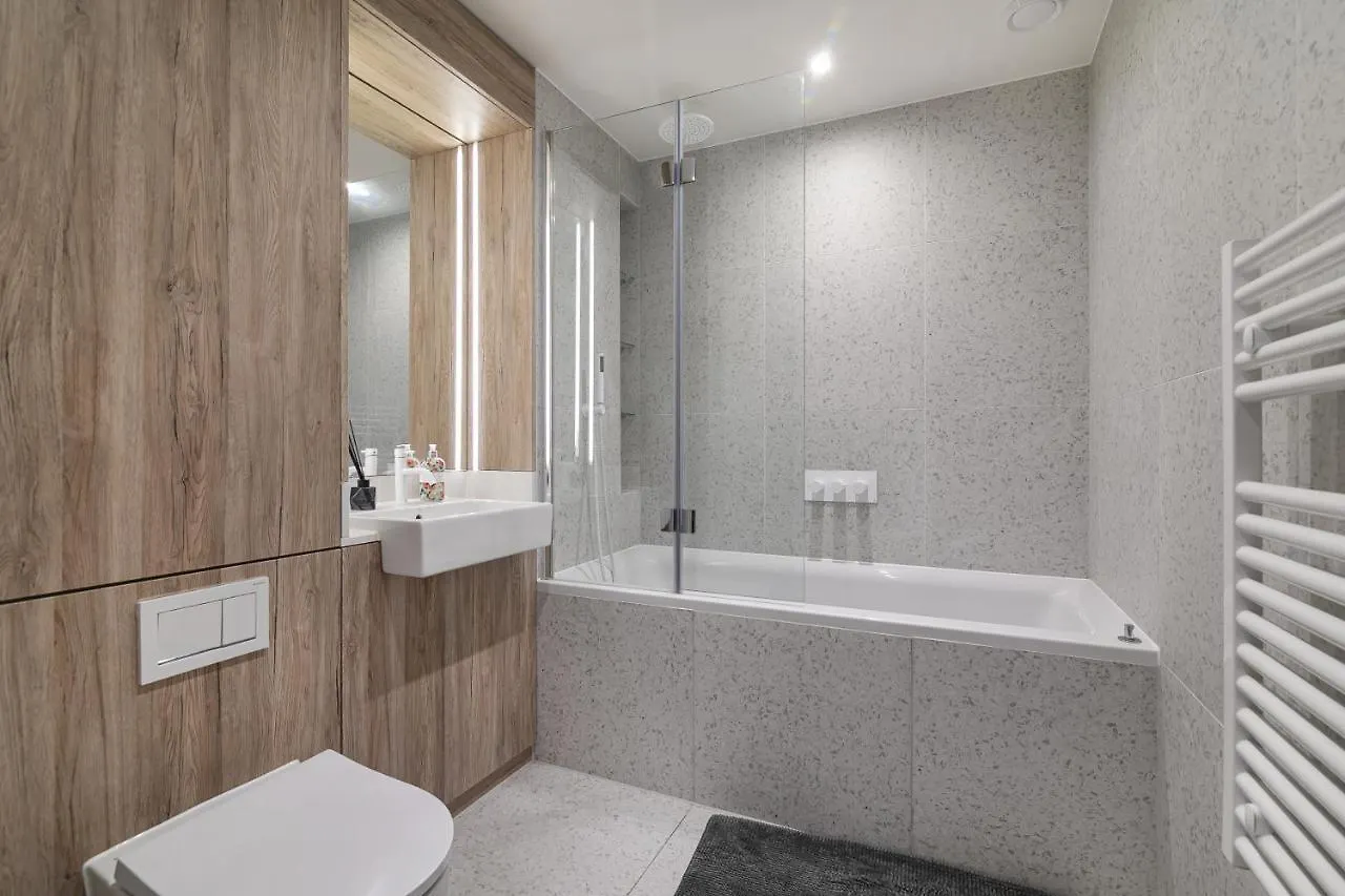 Rooms In Shared Luxury Flat London 0*,